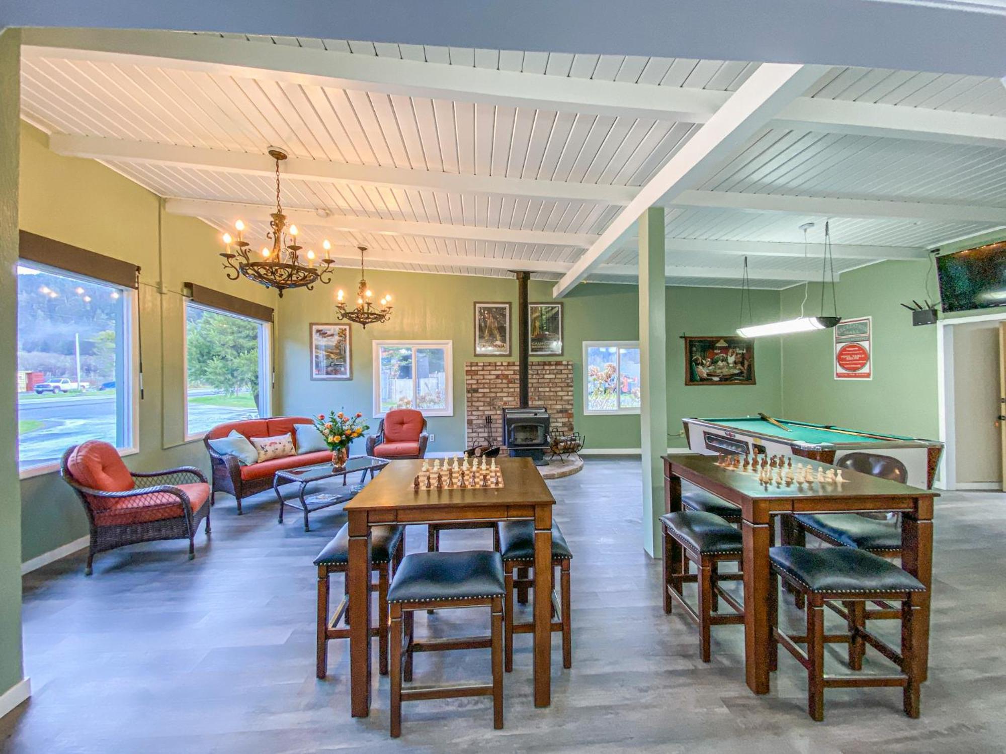 Riverview Cozy Home By The River Klamath Exteriér fotografie